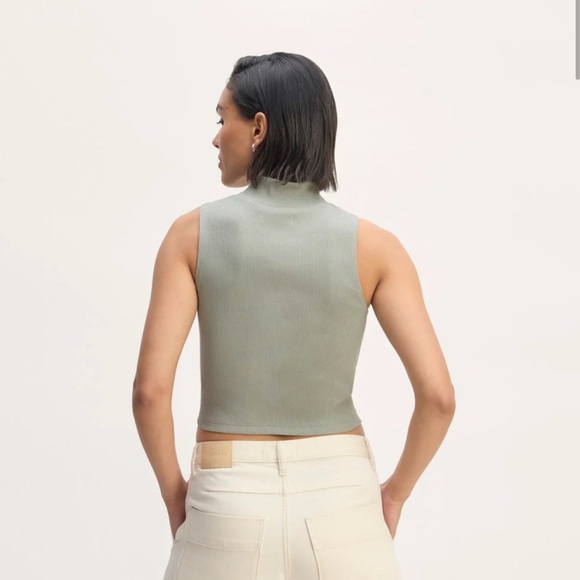 Everlane The Ribbed Mock Neck Tank Sage Green Sleeveless Cropped Top - Picture 3 of 7